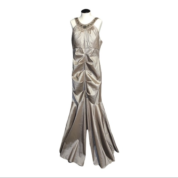 R & M Richards NWT size 14 plus size Mermaid Metallic Taupe Formal Gown wedding - Picture 1 of 15